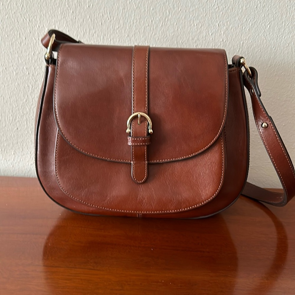Brahmin Topsail Collection Convertible Crossbody. 10 1/2”W x 9”H x 3 1/4”D